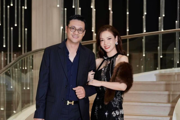 'Mỹ nhân thời tiết' từng điêu đứng vì tin đồn nhạy cảm, tái hợp tình đầu sau 1 năm ly hôn