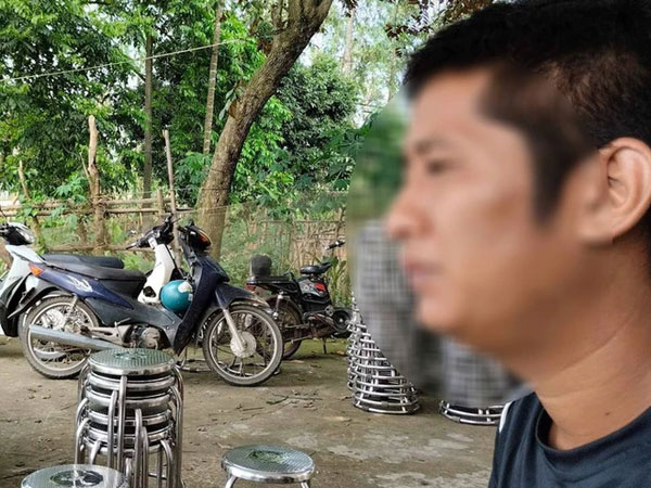 Người cha mất con và cháu trong vụ sạt lở tại Hà Nội cào từng lớp đất với hy vọng con có thể thở
