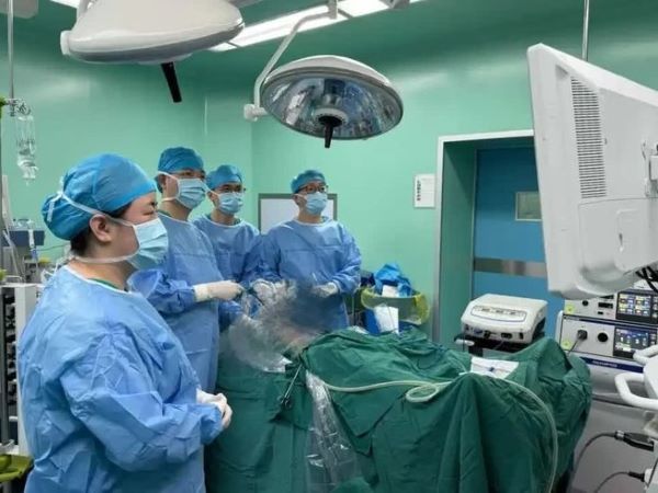 Người đàn ông có khối u ác tính 'nghiền nát' nội tạng xung quanh nhưng không hề phát giác, bác sĩ chỉ ra điểm chết người