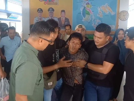 Chồng sát hại vợ sau khi bị 'cắm sừng' nhiều lần, nhưng câu nói lúc bị bắt khiến cảnh sát ngỡ ngàng