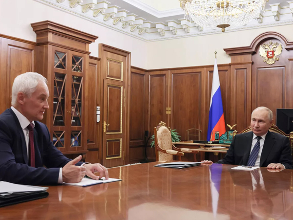 Lí do đằng sau quyết định thay Bộ trưởng Quốc phòng Nga của ông Putin