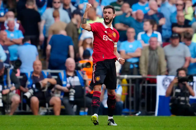 Bruno Fernandes 'sắp chơi trận cuối ở MU'