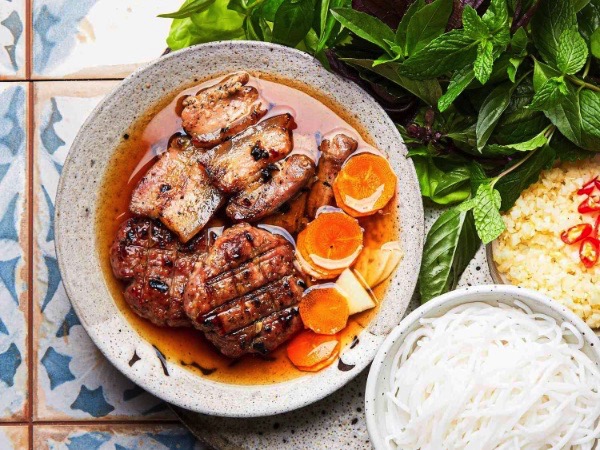 Bốn đặc sản Việt Nam vào top 'món ăn từ thịt xay ngon nhất châu Á'