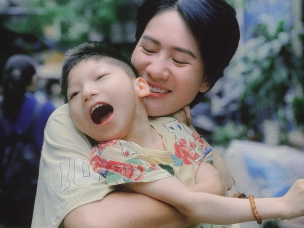 Nữ diễn viên Việt chúc mừng con gái tròn 14 tuổi, gần 2 nghìn người xúc động, khen phi thường