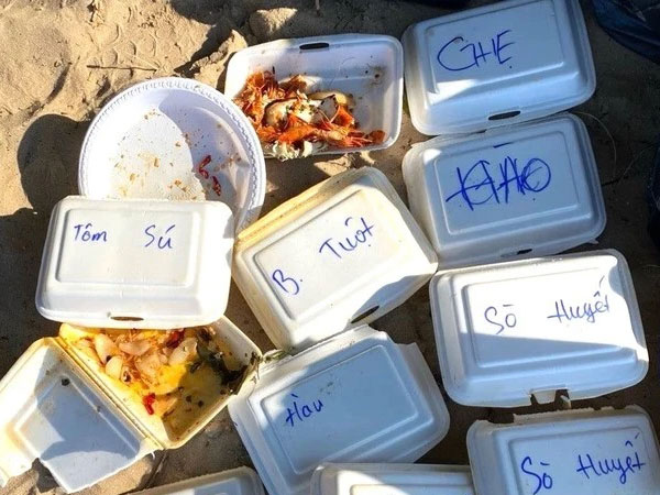 Hơn 50 du khách nghi ngộ độc hải sản ở Phan Thiết
