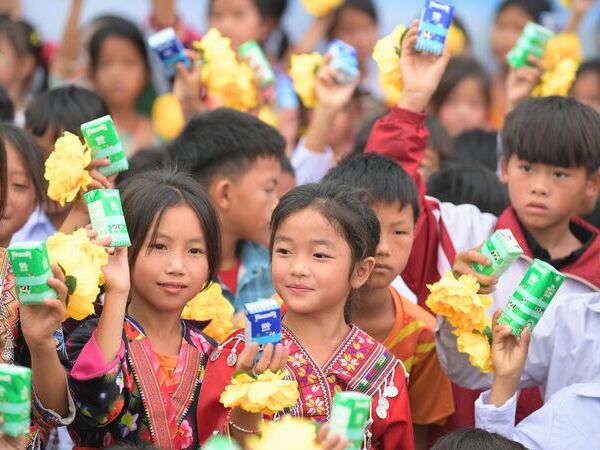 Vì mọi trẻ em đều được uống sữa, Vinamilk sẽ không ngừng nỗ lực