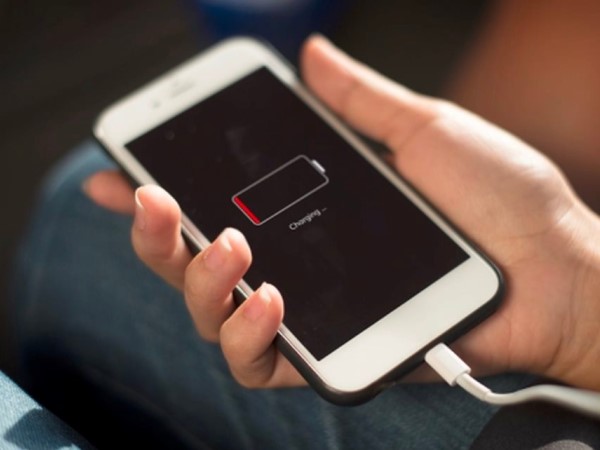 Lý do iPhone tụt pin nhanh, có một sai lầm mà hầu như ai cũng mắc phải!