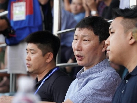 HLV Kim Sang-sik: Cơ hội dành cho tất cả các cầu thủ
