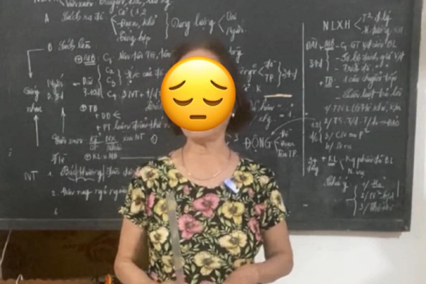 Cô giáo về hưu dạy học trên TikTok nhưng tràn ngập bình luận tiêu cực: Giới trẻ đang suy nghĩ gì vậy?