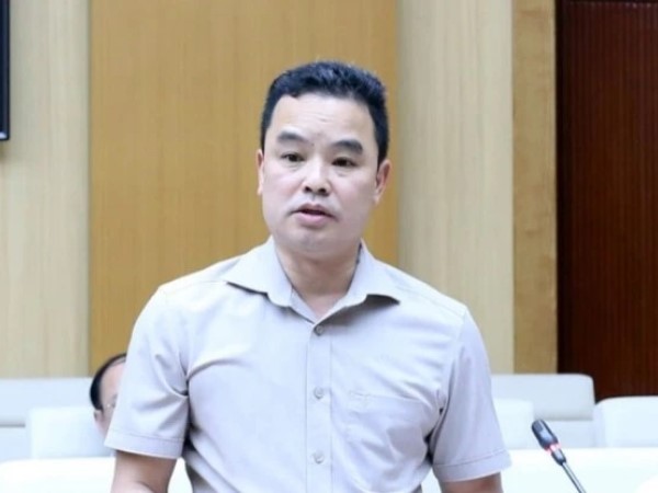 Bắt Giám đốc Khu di tích lịch sử Đền Hùng