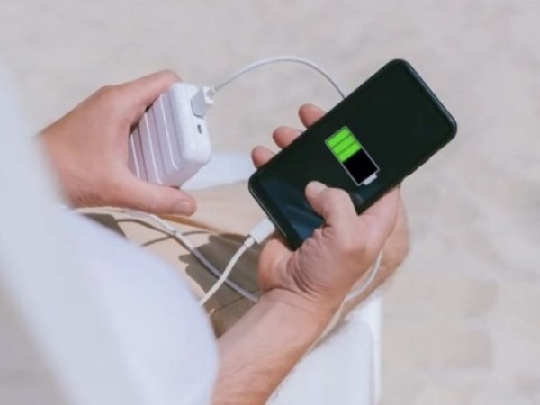 4 sai lầm 'chí mạng' khi sạc khiến điện thoại hỏng nhanh chóng