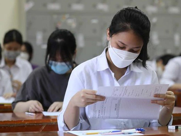 Thêm trường ở Hà Nội ngăn cản học sinh thi lớp 10