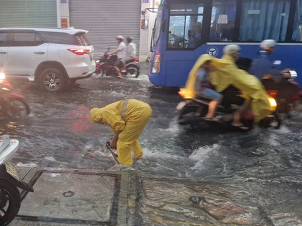 Vì sao chợ Thủ Đức vẫn ngập khi hệ thống thoát nước đã đưa vào sử dụng?