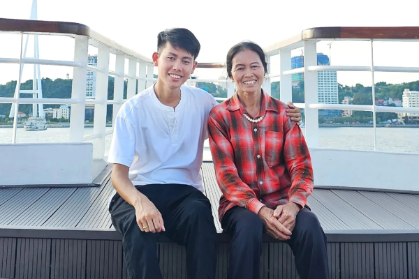 Cú đổi đời khó tin của thanh niên Thái Nguyên lọt top 30 under 30 Asia do Forbes bình chọn