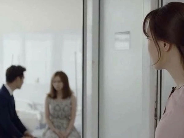 Tức tốc đi đánh ghen, tôi hụt hẫng bỏ về khi vừa nhìn thấy tình địch