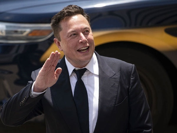 Tỷ phú với 'bộ óc điên rồ' Elon Musk thẳng thắn: Người giàu vẫn mãi giàu còn người nghèo thì chật vật vì quên 1 THỨ sẽ giúp thay đổi số phận