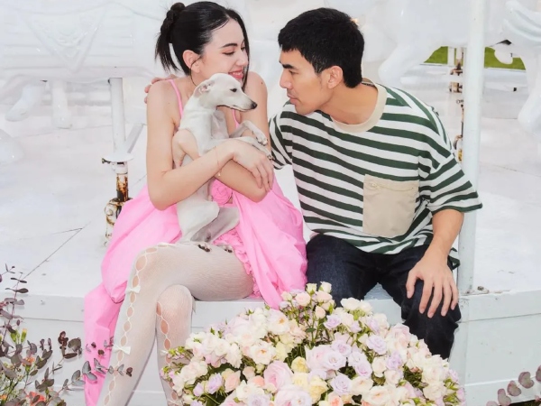 Nữ diễn viên hạng A tổ chức tiệc sinh nhật 32 tuổi quy tụ dàn sao khủng, khoảnh khắc mặn nồng với bạn trai kém tiếng gây sốt