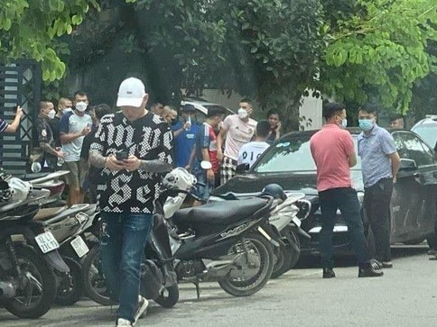 Vụ xô xát tại Công ty bất động sản ở Hà Nội: Không nợ nhưng bị nhiều đối tượng xăm trổ bao vây, dọa nạt