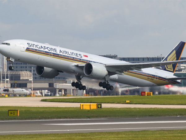 Máy bay Singapore Airlines đi vào vùng nhiễu động nghiêm trọng khiến một người chết, 30 người bị thương