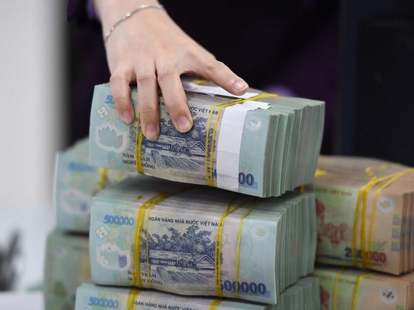 Cổ đông ngân hàng nhận 'mưa' tiền mặt
