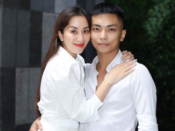 Khánh Thi bị dân mạng tràn vào thả phẫn nộ sau vụ đòi nợ, Phan Hiển cũng không tránh khỏi vạ lây