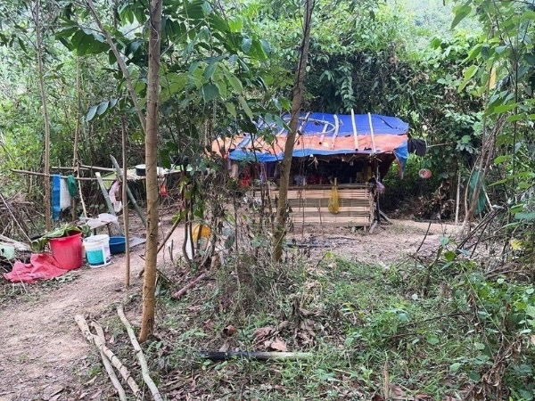 Điều tra vụ dựng lán bên bờ sông để mua bán trái phép ma túy
