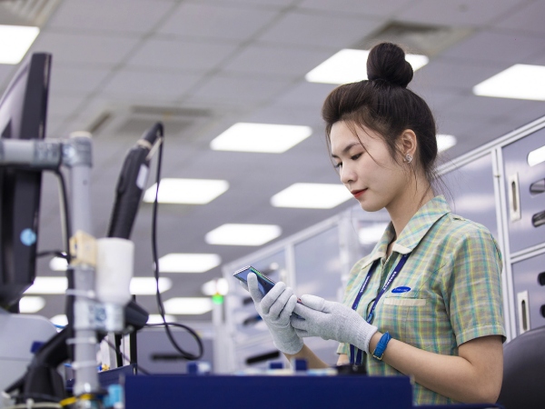 'Kho báu' trên đất liền, 4 tháng thu 21 tỷ USD, được EU, Mỹ săn đón nhiệt tình