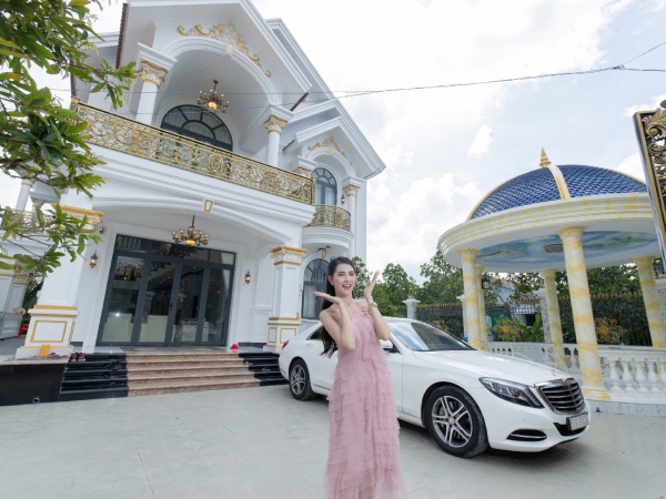Cận cảnh biệt thự hơn 10 tỷ, rộng hàng trăm mét vuông hoa hậu Phan Thị Mơ tặng ba mẹ