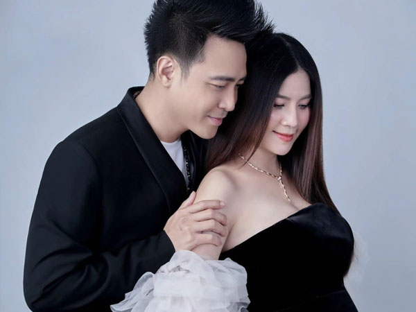 Chuyện tình như cổ tích của cặp diễn viễn Việt hiếm muộn: 8 năm 'cầu con' và cái kết viên mãn