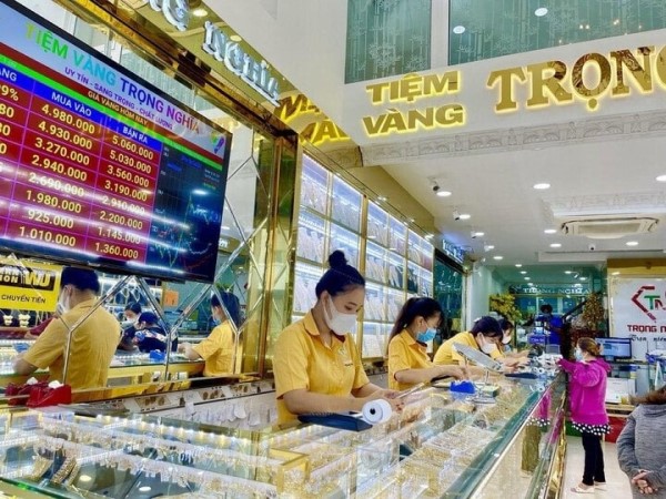 Giá vàng liên tục 'nhảy múa': Dự báo mức 150 triêu/lượng không còn xa