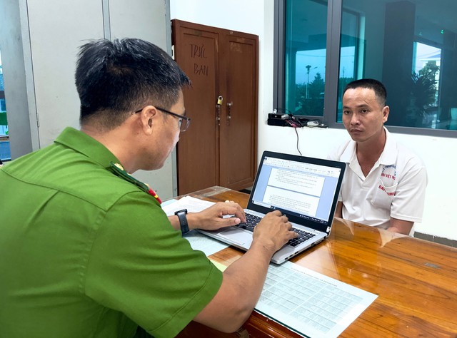 Người đàn ông ở Hà Nội sập bẫy 'thiên thạch' 250 triệu USD