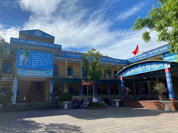 Vụ mẹ không đóng 100 nghìn quỹ, bé lớp 1 không được ăn liên hoan với lớp: Cô giáo chủ nhiệm lên tiếng