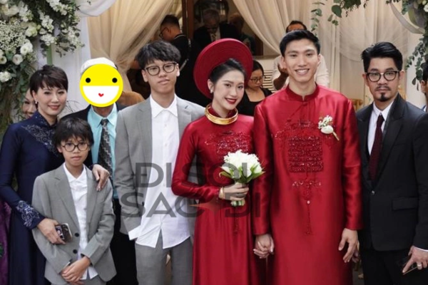 Bố vợ hot nhất làng bóng của Đoàn Văn Hậu: Giàu có, lịch lãm lại còn tinh tế chăm sóc con gái mang bầu