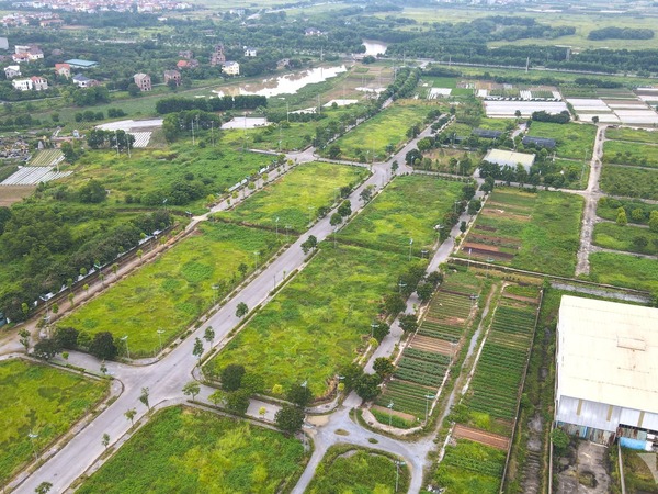 Sẵn 2 tỷ đồng, đầu tư đất nền ở đâu, thế nào để sinh lời?