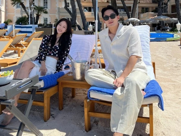 Minh tinh Han Ye Seul và ông xã kém 10 tuổi bị 'xua đuổi' trong tuần trăng mật tại Ý