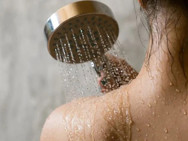Sau khi ăn tối, tuyệt đối không làm 4 việc này để tránh nguy cơ đột quỵ