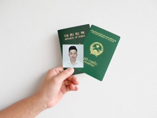 Chụp ảnh hộ chiếu mặc áo như thế nào đẹp và đúng nhất?