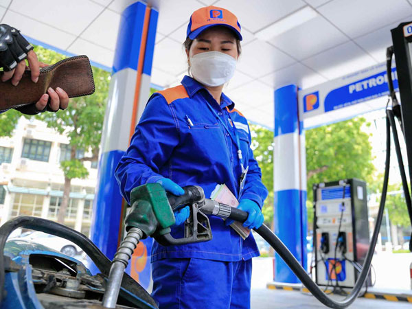 Giá xăng ngày mai giảm mạnh, xuống dưới 22.000 đồng/lít?