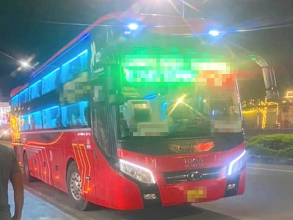 Một người đàn ông bất ngờ tử vong trên xe khách