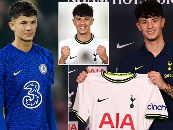 Madam Pang sang tận Anh thuyết phục sao trẻ Tottenham về khoác áo tuyển Thái Lan