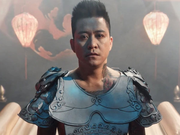Tuấn Hưng đáp trả cực gắt khi bị chê về giọng hát, 'chấp niệm' với Quả Táo Vàng tới mức mời khán giả viết lời mới luôn!