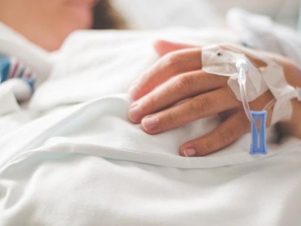 Cô gái tử vong 8 ngày sau khi phát hiện ung thư: Có 2 dấu hiệu nhưng ai cũng nghĩ là Covid-19