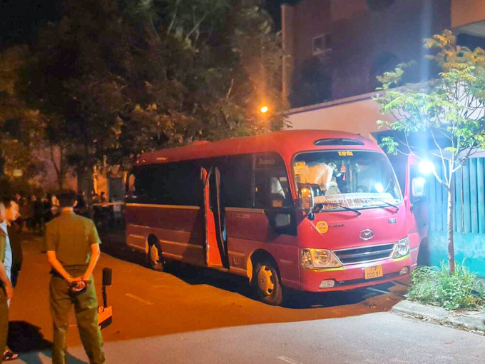 Vụ bé trai bị bỏ quên trên ô tô ở Thái Bình: Lộ quy trình đưa đón chắp vá