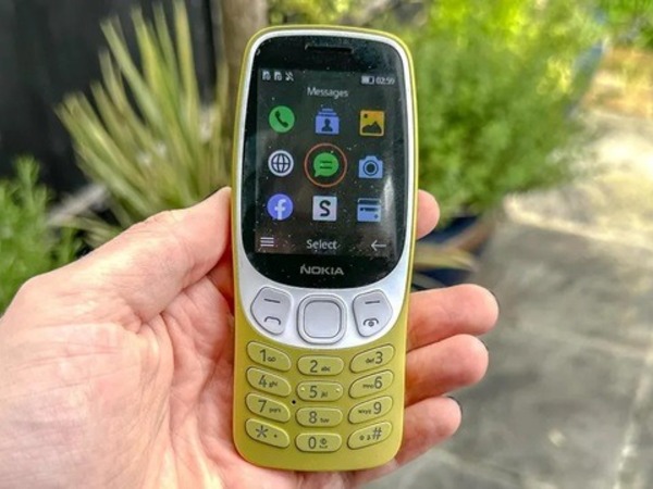 Nhiều người cứ phát cuồng với điện thoại 'cục gạch' Nokia: Tôi dùng thử vài ngày là bỏ, không chịu nổi