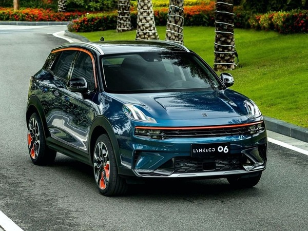 Ba mẫu xe gầm cao mới tầm giá 700 triệu rục rịch ra mắt trong tháng 6