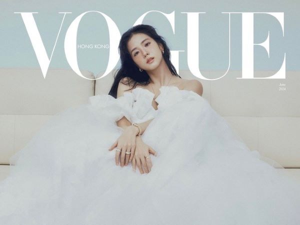 Jisoo lại khiến dân tình 'quay xe'
