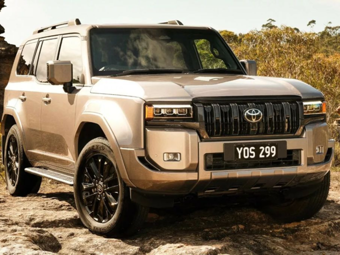 Chi tiết Toyota Land Cruiser Prado 2024 VX và Kakadu cao cấp nhất