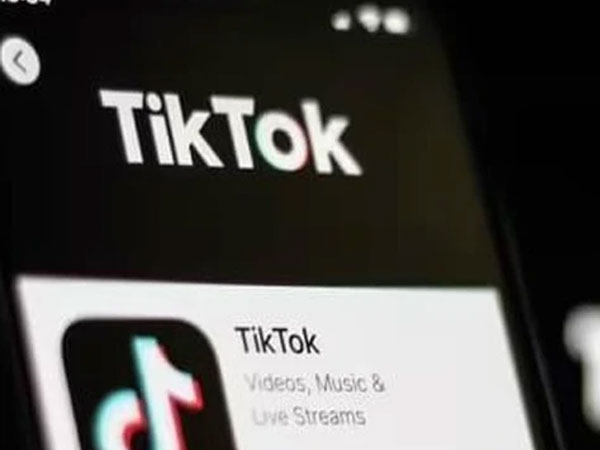 Livestream bán hàng trên Tiktok doanh thu hàng tỉ đồng, thu thuế thế nào?