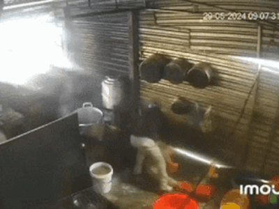 Bắt đối tượng vào trú mưa rồi chích điện cướp dây chuyền vàng của chủ quán nhậu