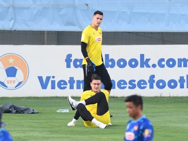 Phỏng vấn: Đặng Văn Lâm thẳng thắn nói về cuộc cạnh tranh với Nguyễn Filip nhưng sau cùng là niềm tự hào Việt Nam
